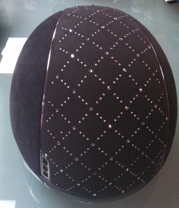 samshield-premium-helmet-top-lozenge-swarovski-back-view