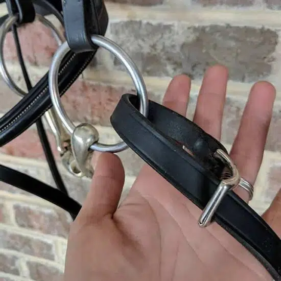 Dyon Rubber Reins with Leather Loops Monkey Buckle B215